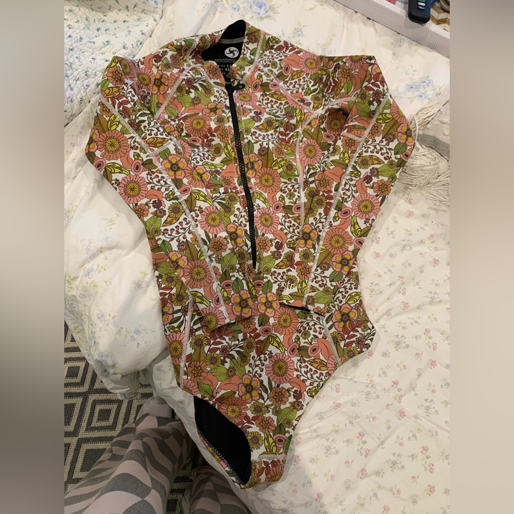 Sisstr Revolution spring suit